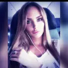 Klaudia natural escort